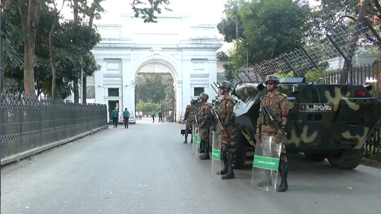 শেখ হাসিনার মামলার রায় ঘিরে ট্রাইব্যুনালে কঠোর নিরাপত্তা